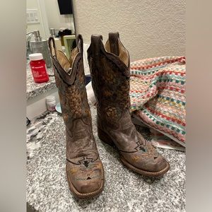 Corral cowgirl boots